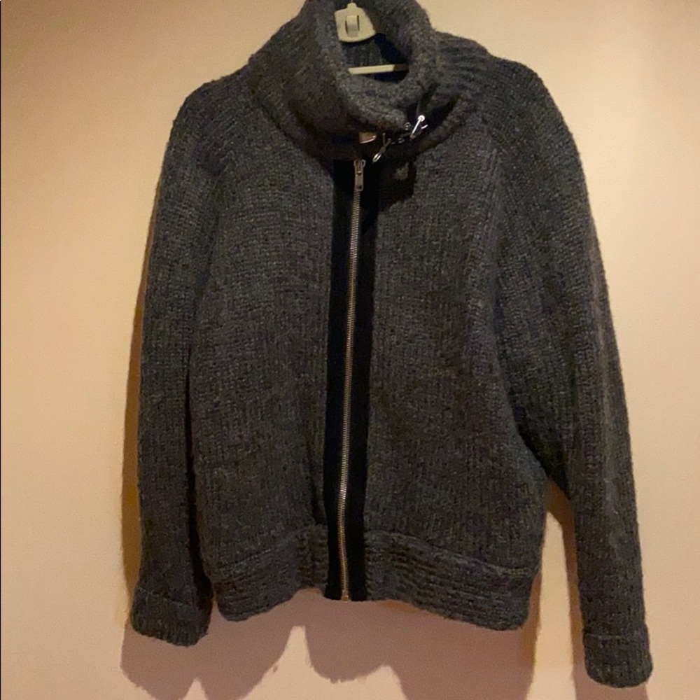 Zara wool zip sweater with collar details